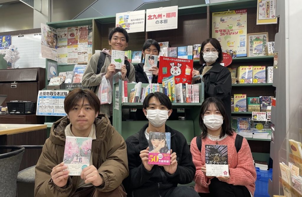 2025.12.22_④学生選書ツアー(図書館運営員会)